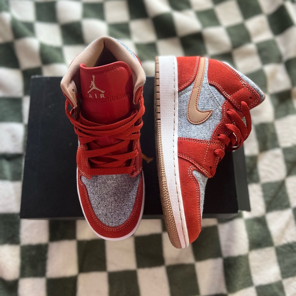 Nike Air Jordan 1 Mid